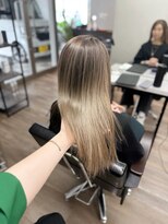 ヴィフ 大船(VIF)&nbsp;ハイライトカラーケアブリーチダブルカラー白髪ぼかし脱白髪染め