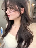 韓国ヘアロングレイヤーカット透明感グレージュ顔周りカット原宿