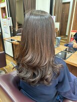 美容室ヒラトヤ 仙北店&nbsp;20代30代40代ブリーチなし大人可愛いゆるふわアッシュベージュ