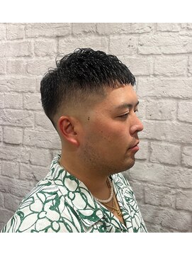 グレイスフル バーバープラチナム 六本木店(Graceful Barber platinum) 六本木フェード/クロップ系