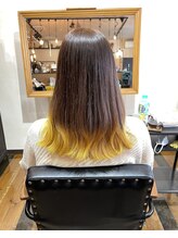 ノイズ(Noi'z) 毛先がイエローなくびれスタイル