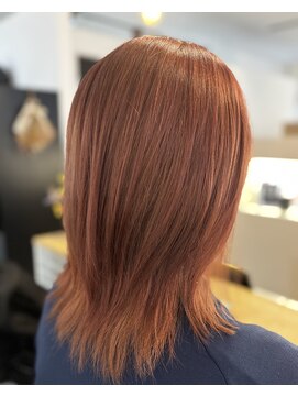 ギッシュ イオン小牧店(guiches) 【ハイトーンカラー】ブリーチ・ピンクオレンジ