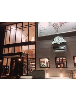 新規の方・久しぶりのご来店の方必見◇おトクな平日限定クーポンのご用意あり！