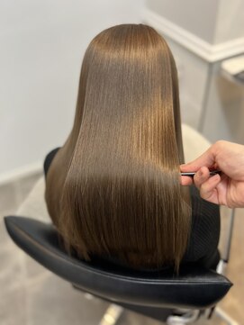 ウィステリア 銀座(WISTERIA) ブリーチなしベージュ/髪質改善カラー/ULTOWAトリートメント