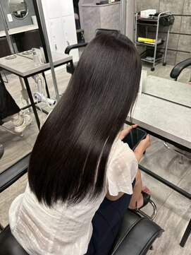 ノーバル バイ シエスタ 池袋(NoVal by siesta) 縮毛矯正で艶髪ゲット!/池袋yuina