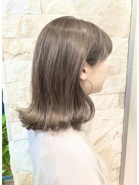 リアン(lien) 【lien.ai】耳かけ　イメチェンスタイル　ハイライト