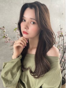 ザシー オモテサンドウ(The C) ★20代30代40代◎ 小顔ヘア 簡単スタイリング ヌーディーカラー