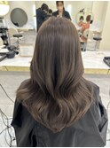 グレージュカラー/シルキーベージュ/斜めバング[梅田/大阪]