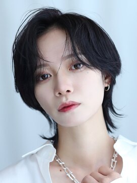 リップス 表参道店(LIPPS) センターパートウルフ【コンマヘア】