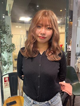 ヘアーアンドメイク ビス(HAIR&MAKE bis) ブリーチ1回/ミルクティーカラー☆【多田　華歌】