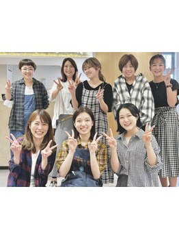 女性stylistが多く在籍◎初めてでも安心のアットホーム空間☆駐車場完備なのでお子様も一緒にご来店OK♪