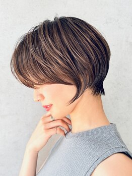 ラモードイワイインターナショナル(La Mode IWAI international)の写真/ヘアセットが楽ちん♪落ち着いたアンティーク調の店内と寛げる空間☆雰囲気・接客・居心地、全てに満足♪