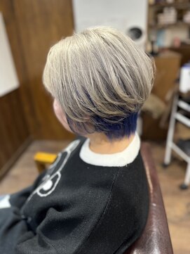 ルーム(ROOM) 【ROOM】圧倒的透明感！シルバー　ブルー　インナーカラー