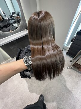 ウルスバイバレット 銀座(Urus by VALETTE) 【最高の光沢×高濃度ケラチン髪質改善】