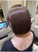 360度美シルエット!ツヤ感で魅せる大人の上品ボブ