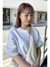 レイキョウト(Ray Kyoto) ピンクベージュと外はねボブ