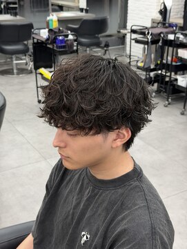 オーバルバイアピッシュ(OVARL by apish) 緩め波巻きパーマ/メンズパーマカットマッシュ