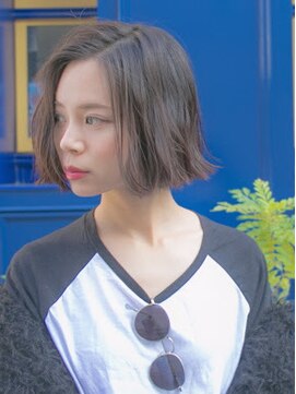 リリアン 青山(relian) 前下がり切りっぱなしボブスタイル♪