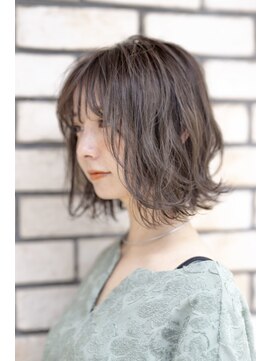 フラワー 六甲道(flower) くせ毛風エアリーボブ