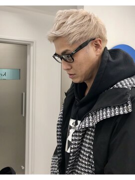 ケプカ(KEPKA) ケアブリーチ使用 ホワイトブロンド