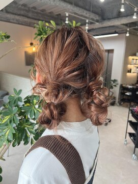 フラッグ ヘアー 天神西通り店(Flag HAIR) ツインテール アレンジ