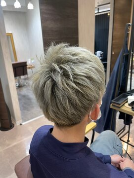 ネウィ グランデ 横浜(newi grande) 爽やかツーブロック刈り上げ束感アップバング