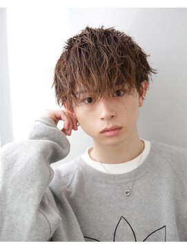 テトラ バイ ネオリーブ 横浜西口店(tetra by neolive) 横浜★ミディアムマッシュのツイストスパイラル