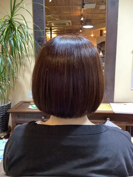 ラサ サヤン ショートボブ