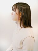 きりっぱなしボブ/イヤリングカラー