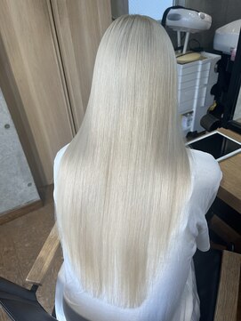 カリーナコークス 原宿 渋谷(Carina COKETH) インナーカラー/ダブルカラー/イヤリングカラー/ハイライト