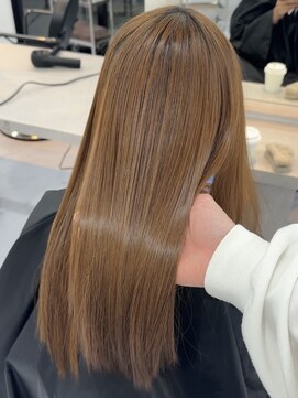 ヴィヴィー 福岡天神店(VIVIE) ブリーチ毛でも出来る縮毛矯正