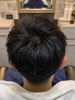 ミリオンバックス 神田店(Million Bucks)&nbsp;スパイキーショート/スペインカール<理容室>[メンズ/床屋/神田]