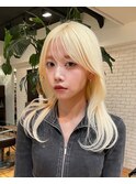 ハッシュカットレイヤーカットブロンドホワイトブロンド
