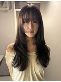 ロングハイレイヤー×ぱつっとお顔周り