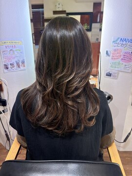 セミロングレイヤー