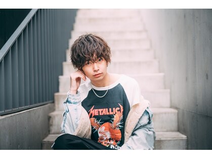 TROIS.高崎/ブリーチ/ダブルカラー/縮毛矯正/レイヤーカット/高崎駅【3/8OPEN(予定)】の写真