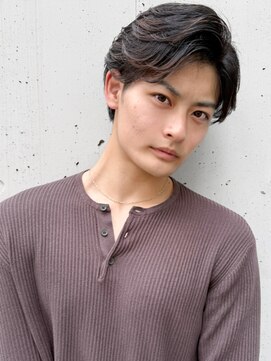 リヤン 表参道(lyann) フェザーパーマリバースセンターパートニュアンスパーマ束感a