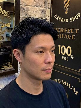 ミリオンバックス 上野(Million Bucks) ナチュラルビジネスショート