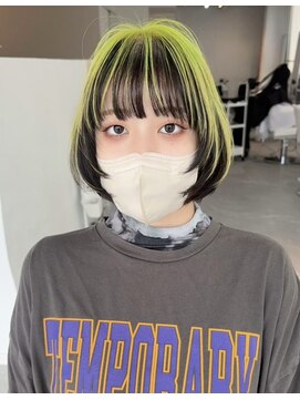 エンベール(EN VEIL) ライムグリーン×ブラックの個性派ボブ
