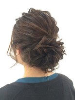 アーフィー 千葉(Arphy) ゆるくても崩れないアップスタイル