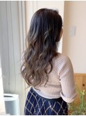 シルバーグレー