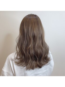 アニータバイガネイシャ(Aujua anita by ganesha) #モカブラウン#外ハネ巻き#髪質改善#長浜#ブリーチ#ダブルカラー