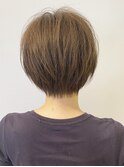 大人かわいい20代30代40代 レイヤーショートくびれヘア