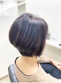 ショートボブ