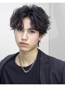 クロト 熊本(KUROT) シャドウパーマ/黒髪/センタパート/アップバングパーマ