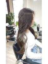 マツイ(Matsui)&nbsp;シックな雰囲気のレイヤースタイル