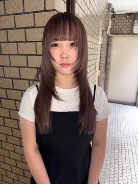 シイ(SIE) 透明感たっぷりグレージュ☆☆