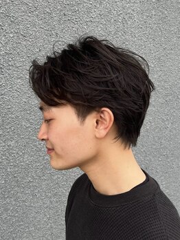 メンズ特化サロン◎扱いやすいパーマで印象を変え自然な動きとオシャレ感をプラス。毎朝のセットも簡単に。