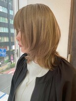 ワゴンバイアフロート(Wagon by afloat)&nbsp;くびれレイヤー ハッシュカット ミルクティーベージュ池袋