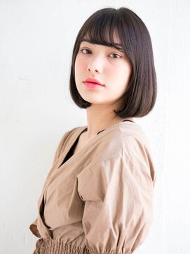 ルティア(Lutia) 大人かわいい ワンカールボブ シースルーバング